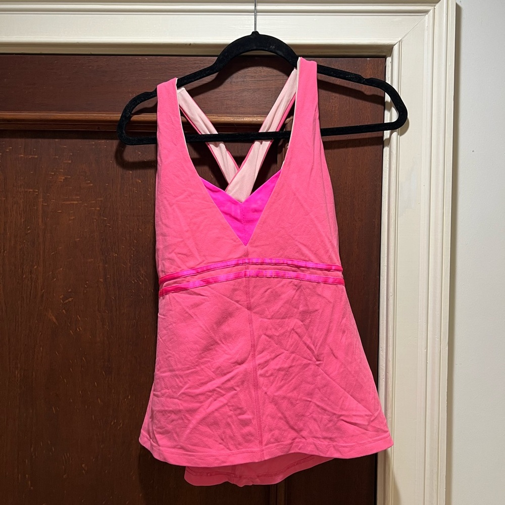 Pink lululemon tank top sz10